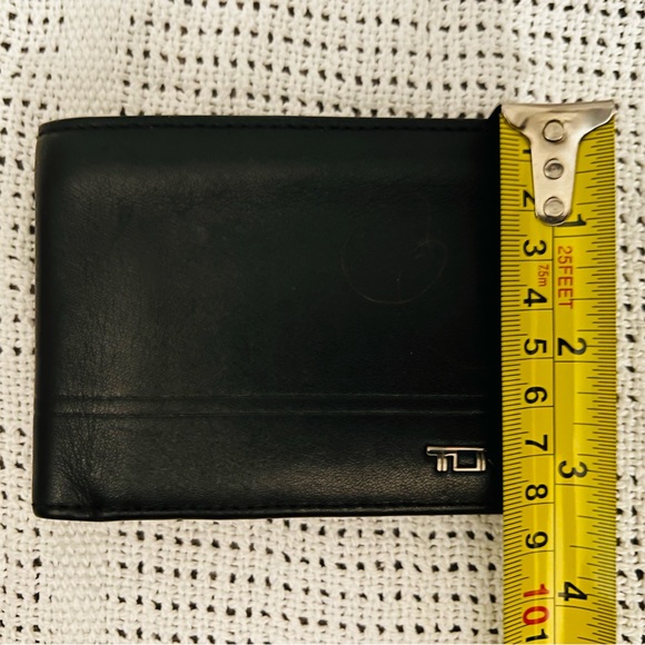 TUMI Nassau mens wallet - Picture 11 of 11